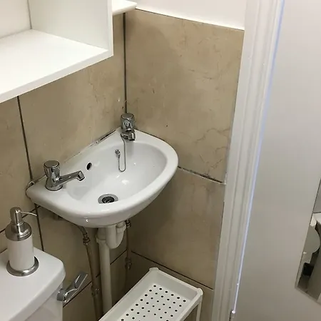 Daire North Circular Serviced *