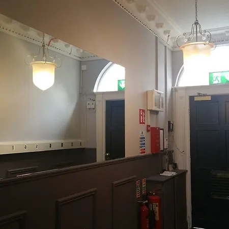 North Circular Serviced Daire Dublin